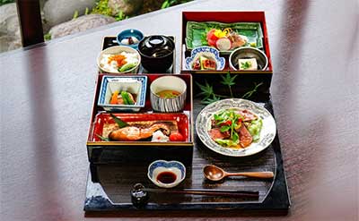 東忠重箱スタイル 宝楽